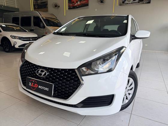 HYUNDAI HB20 1.0 COMFORT PLUS 12V FLEX 4P MANUAL