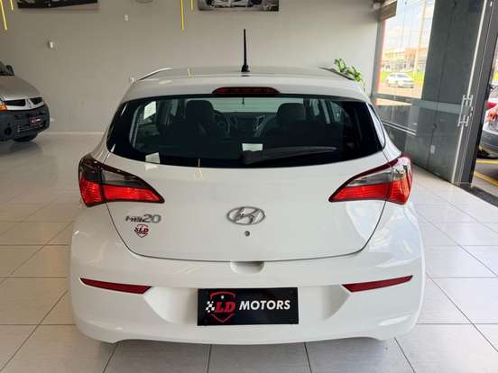 HYUNDAI-HB20-1.0 COMFORT PLUS 12V FLEX 4P MANUAL HYUNDAI-HB20-2019