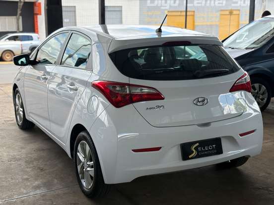 HYUNDAI-HB20-1.0 COMFORT STYLE 12V FLEX 4P MANUAL HYUNDAI-HB20-2014