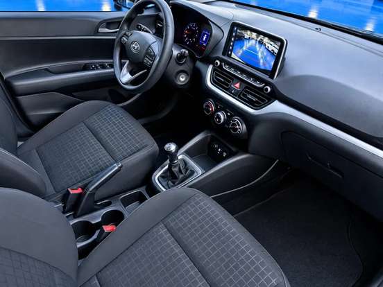 HYUNDAI-HB20-2023