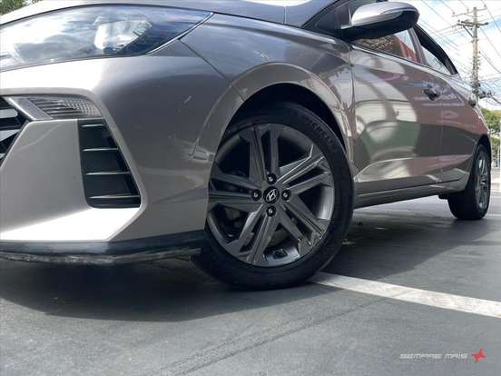 HYUNDAI-HB20-2024