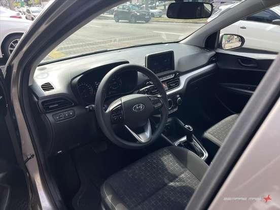HYUNDAI-HB20-2024