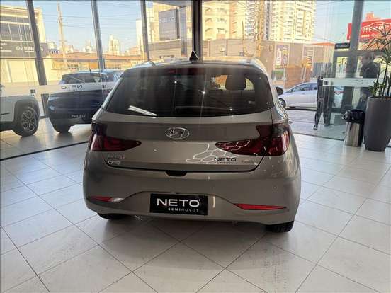 HYUNDAI-HB20-2022