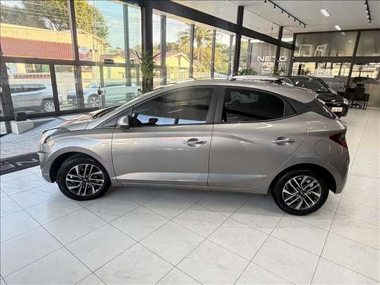 HYUNDAI-HB20-2022