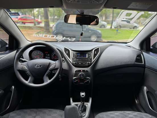 HYUNDAI-HB20-2018