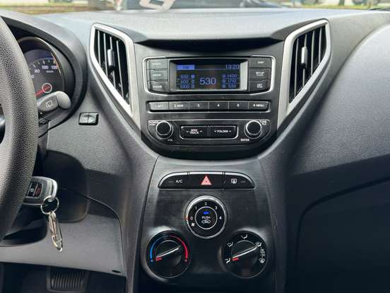 HYUNDAI-HB20-1.6 COMFORT PLUS 16V FLEX 4P AUTOMÁTICO HYUNDAI-HB20-2018