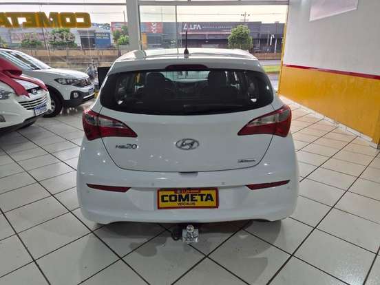 HYUNDAI-HB20-1.6 COMFORT PLUS 16V FLEX 4P AUTOMÁTICO HYUNDAI-HB20-2015