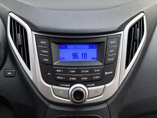 HYUNDAI-HB20-2015