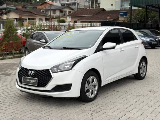 HYUNDAI HB20 1.6 COMFORT PLUS 16V FLEX 4P MANUAL