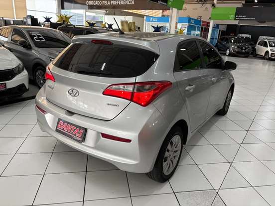 HYUNDAI-HB20-1.6 COMFORT PLUS 16V FLEX 4P MANUAL HYUNDAI-HB20-2018
