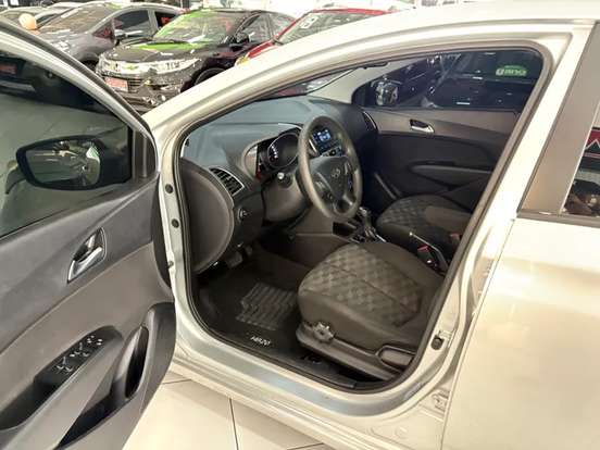 HYUNDAI-HB20-2018