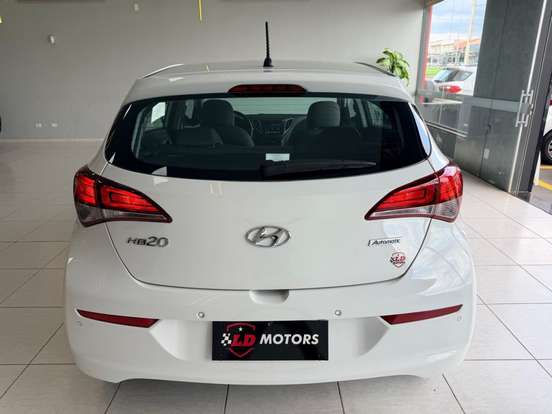 HYUNDAI-HB20-2016
