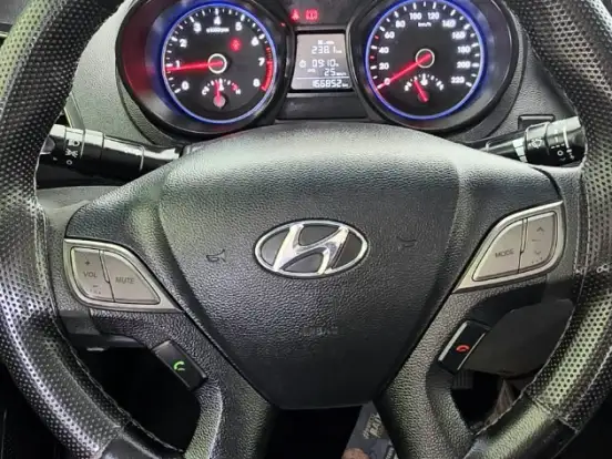 HYUNDAI-HB20S-1.0 COMFORT PLUS 12V FLEX 4P MANUAL HYUNDAI-HB20S-2019