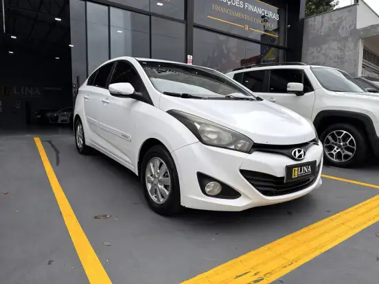 HYUNDAI-HB20S-2015