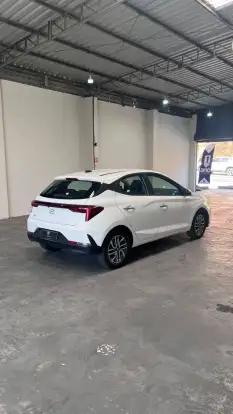 HYUNDAI-HB20S-2025