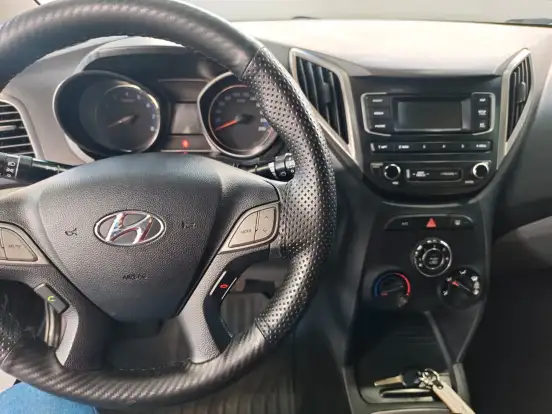 HYUNDAI-HB20S-1.0 UNIQUE 12V FLEX 4P MANUAL HYUNDAI-HB20S-2019