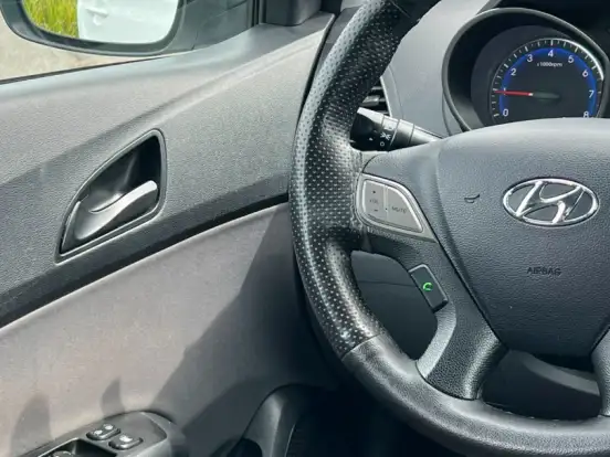 HYUNDAI-HB20S-1.0 UNIQUE 12V FLEX 4P MANUAL HYUNDAI-HB20S-2019