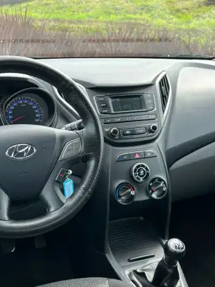 HYUNDAI-HB20S-1.0 UNIQUE 12V FLEX 4P MANUAL HYUNDAI-HB20S-2019