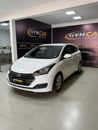 HYUNDAI HB20S 1.6 COMFORT PLUS 16V FLEX 4P AUTOMÁTICO