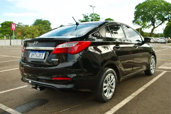 HYUNDAI-HB20S-2017