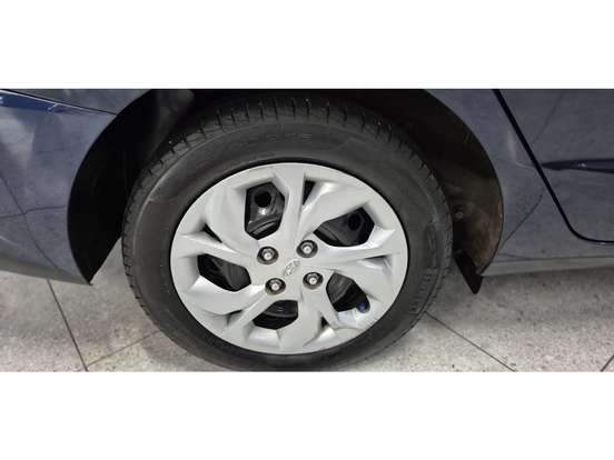 HYUNDAI-HB20S-1.0 12V FLEX COMFORT MANUAL HYUNDAI-HB20S-2025