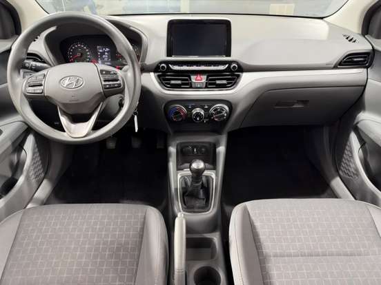 HYUNDAI-HB20S-2023