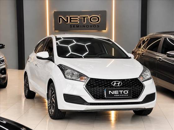HYUNDAI HB20S 1.0 COMFORT PLUS 12V FLEX 4P MANUAL