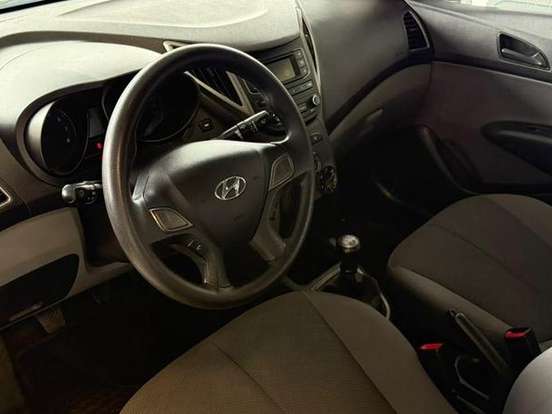 HYUNDAI-HB20S-1.0 COMFORT PLUS 12V FLEX 4P MANUAL HYUNDAI-HB20S-2019