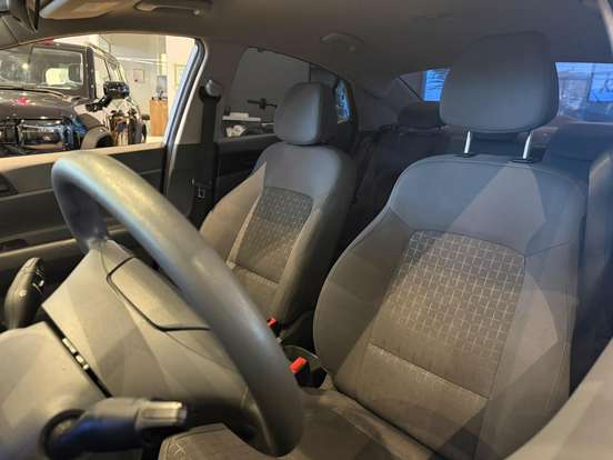 HYUNDAI-HB20S-1.0 TGDI FLEX COMFORT AUTOMÁTICO HYUNDAI-HB20S-2023
