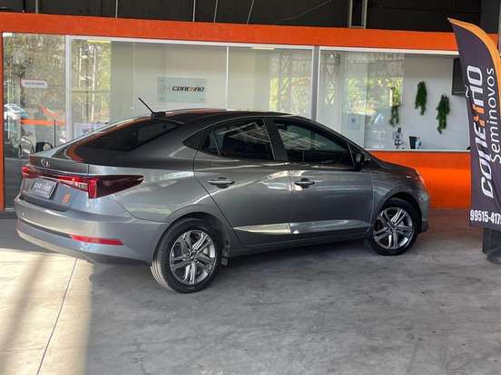 HYUNDAI-HB20S-2024