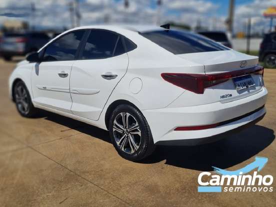 HYUNDAI-HB20S-2024