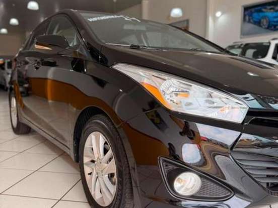 HYUNDAI-HB20S-1.6 COMFORT PLUS 16V FLEX 4P AUTOMÁTICO HYUNDAI-HB20S-2013