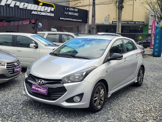 HYUNDAI-HB20S-1.6 PREMIUM 16V FLEX 4P AUTOMÁTICO HYUNDAI-HB20S-2015