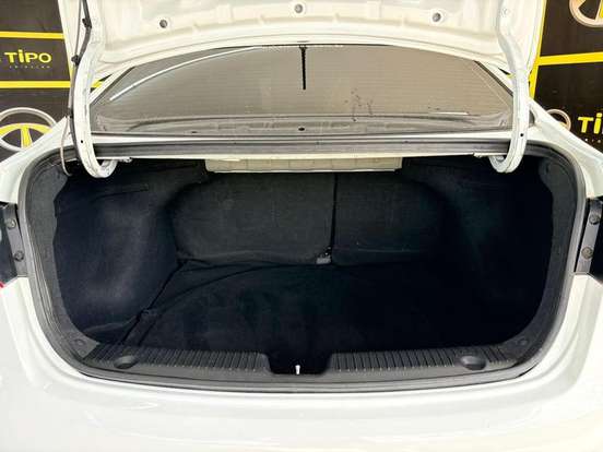 HYUNDAI-HB20S-2014