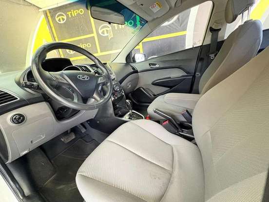 HYUNDAI-HB20S-1.6 PREMIUM 16V FLEX 4P AUTOMÁTICO HYUNDAI-HB20S-2014