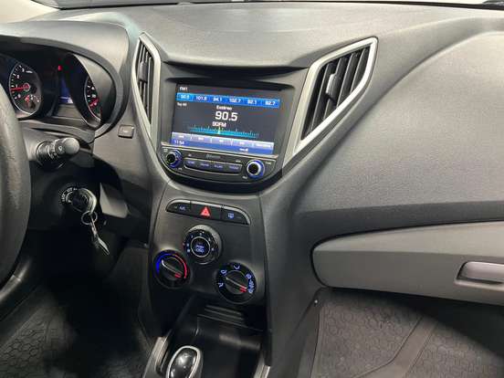 HYUNDAI-HB20S-1.6 STYLE 16V FLEX 4P AUTOMÁTICO HYUNDAI-HB20S-2018