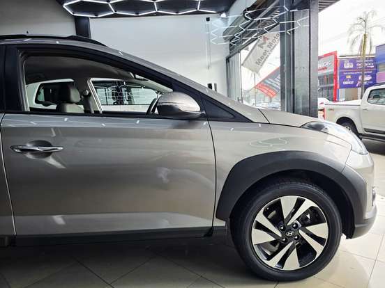 HYUNDAI-HB20X-1.6 16V FLEX DIAMOND PLUS AUTOMÁTICO HYUNDAI-HB20X-2020