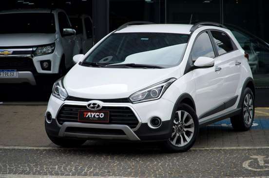 HYUNDAI-HB20X-2016