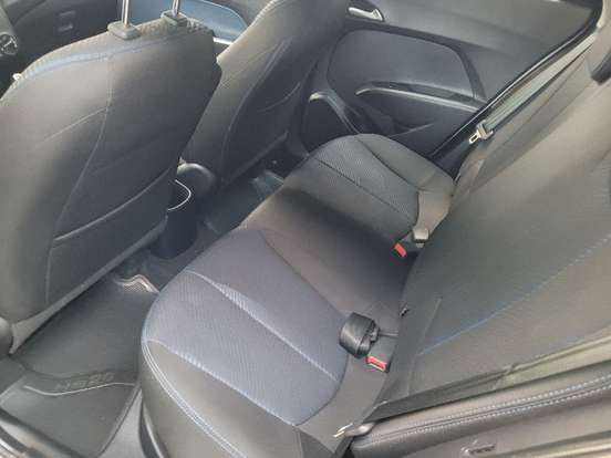 HYUNDAI-HB20X-1.6 16V STYLE FLEX 4P AUTOMÁTICO HYUNDAI-HB20X-2013