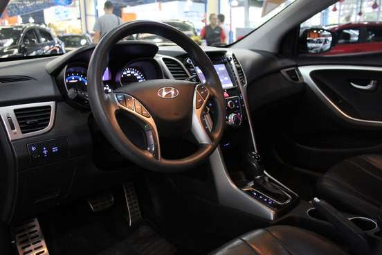 HYUNDAI-I30-2014