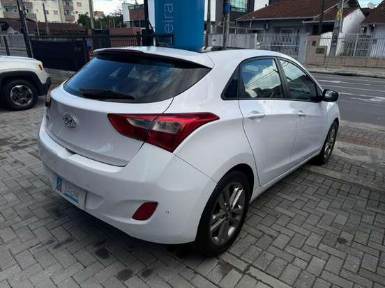 HYUNDAI-I30-2015