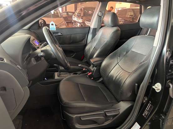 HYUNDAI-I30-2012