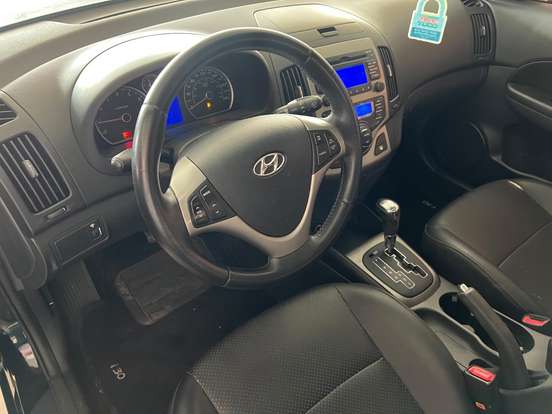 HYUNDAI-I30-2012