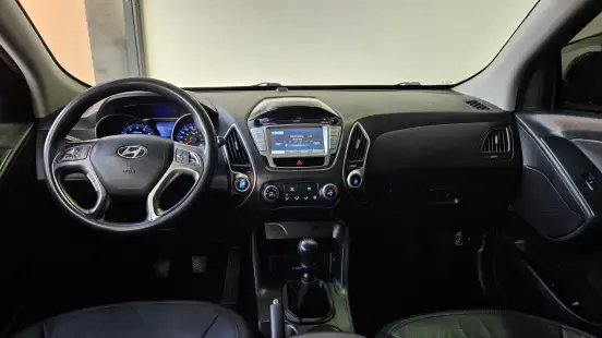HYUNDAI-IX35-2.0 MPI 4X2 16V FLEX 4P MANUAL HYUNDAI-IX35-2012