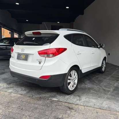 HYUNDAI-IX35-2012