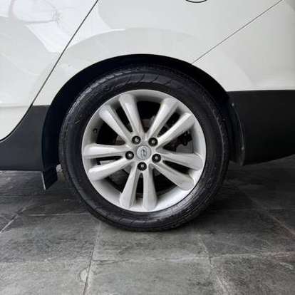 HYUNDAI-IX35-2.0 MPI 4X2 16V FLEX 4P AUTOMÁTICO HYUNDAI-IX35-2012