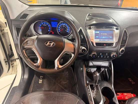 HYUNDAI-IX35-2011