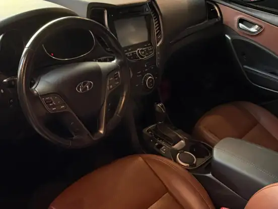 HYUNDAI-SANTA FÉ-3.3 MPFI 4X4 V6 270CV GASOLINA 4P AUTOMÁTICO HYUNDAI-SANTA FÉ-2015