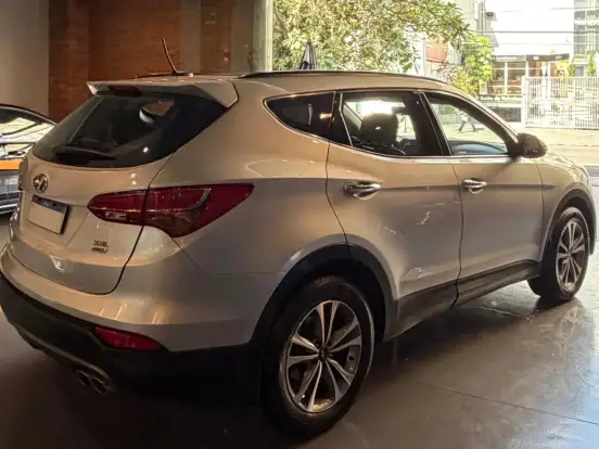 HYUNDAI-SANTA FÉ-3.3 MPFI 4X4 V6 270CV GASOLINA 4P AUTOMÁTICO HYUNDAI-SANTA FÉ-2015