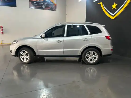 HYUNDAI-SANTA FÉ-3.5 MPFI GLS V6 24V 285CV GASOLINA 4P AUTOMÁTICO HYUNDAI-SANTA FÉ-2010